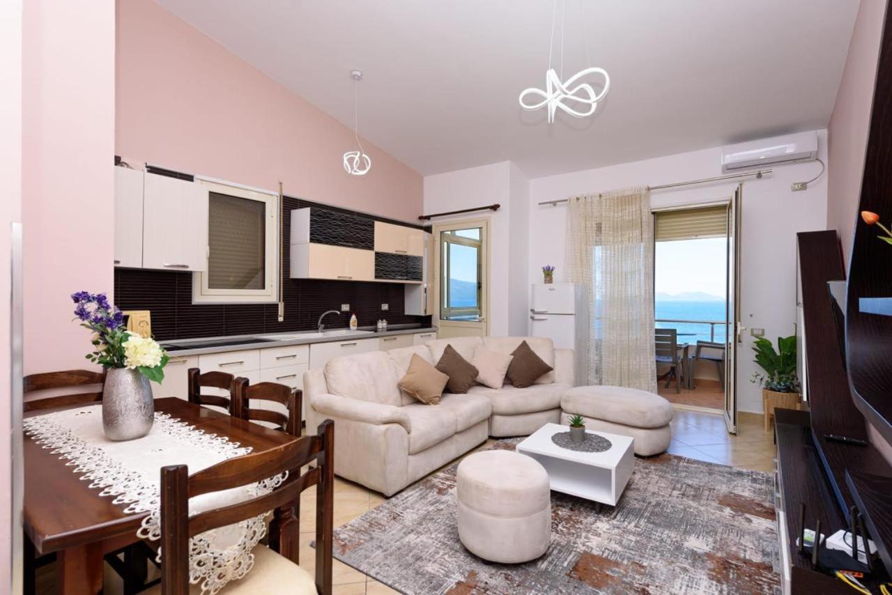 Apartamento Veliu's *
